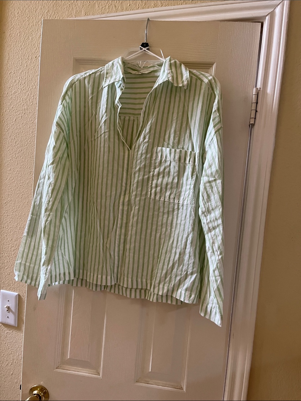 Max Studio Green and White Striped Women's Button-Up Blouse